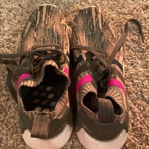 Women’s Adidas Tennis Shoes